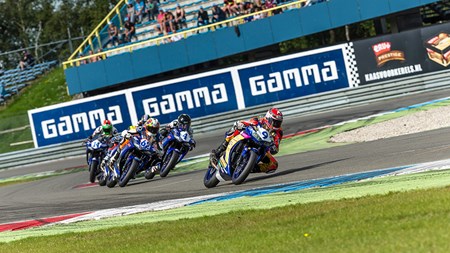 Klik hier voor meer informatie over de Yamaha R3 Cup