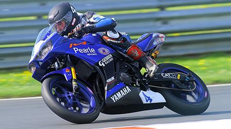 Aanmelden Yamaha R3 Cup