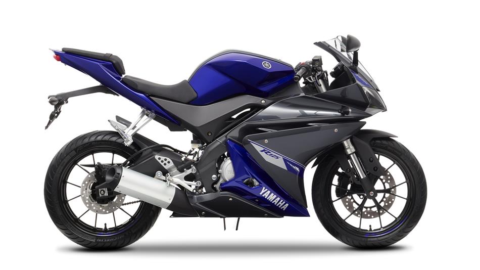2014-Yamaha-YZF-R125-EU-Race-Blu-Studio-