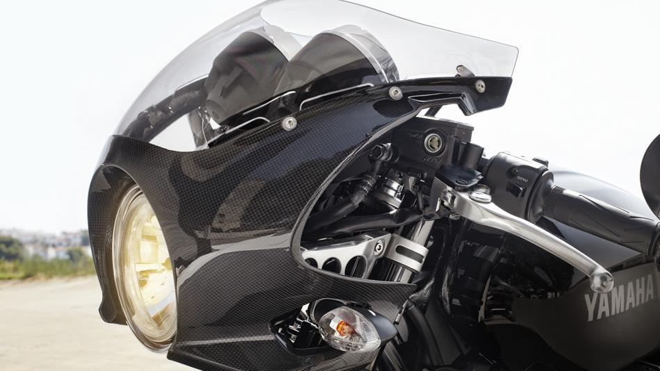 2015-Yamaha-XJR1300-Racer-EU-Midnight-Black-Detail-001.jpg