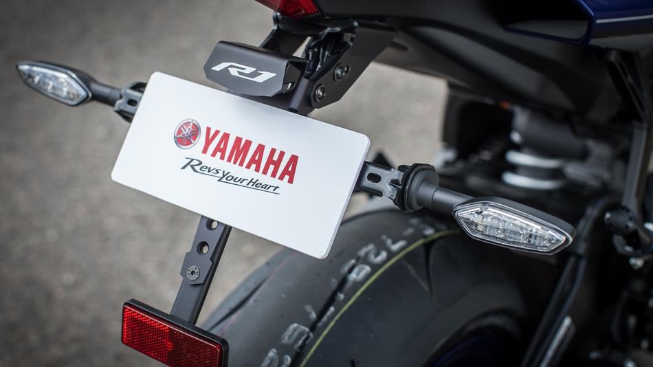 Yamaha Yzf 1000 Side By Side | Motorcycle Review and Galleries