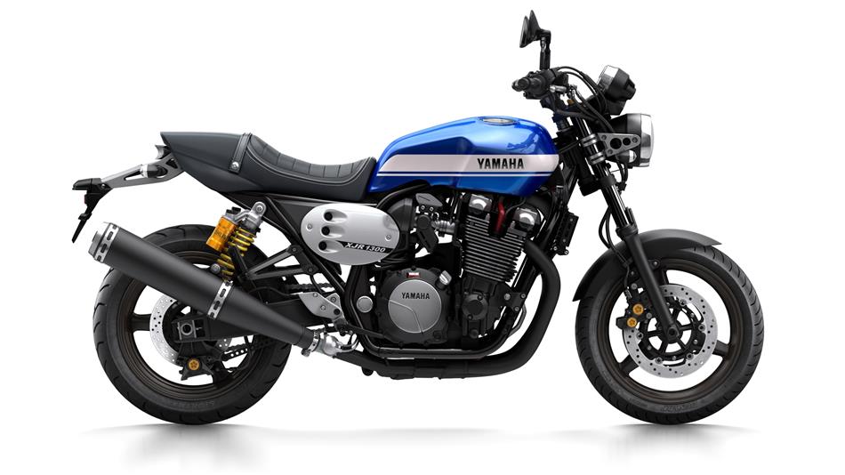 Nuevo bicho malo de kawasaki. 2015-Yamaha-XJR1300-EU-Power-Blue-VR360-004