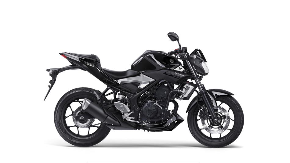 2016-Yamaha-MT320-EU-Midnight-Black-Stud