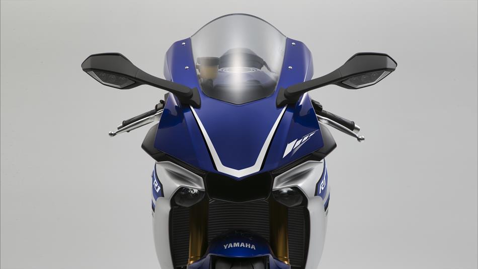 2016-Yamaha-YZF-R1-EU-Race-Blu-Detail-006.jpg